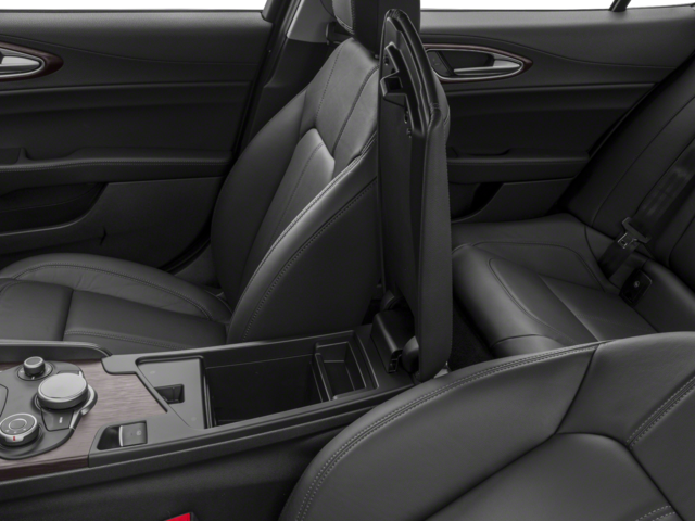 2017 Alfa Romeo Giulia Base