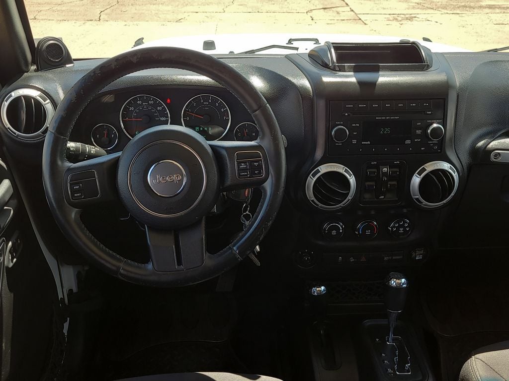 2013 Jeep Wrangler Unlimited Sahara