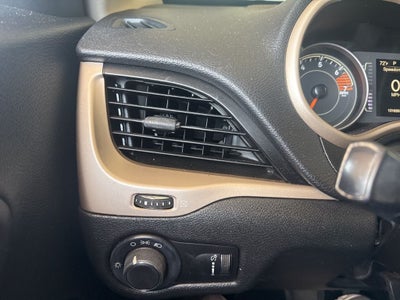 2017 Jeep Cherokee Sport