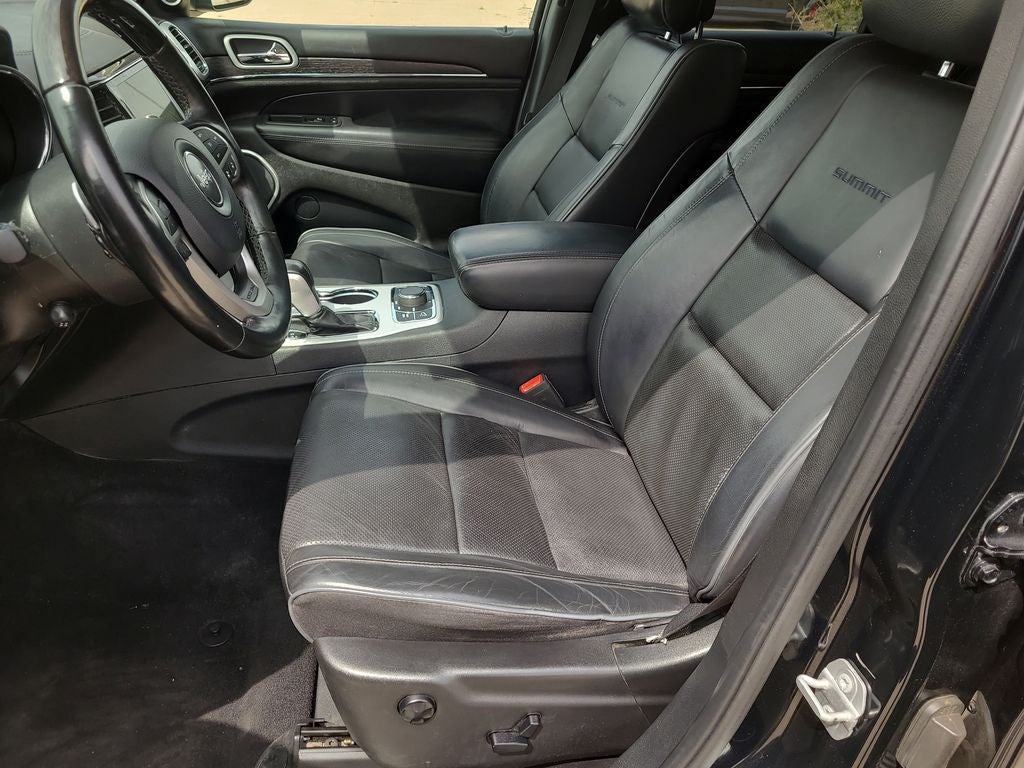 2020 Jeep Grand Cherokee Summit