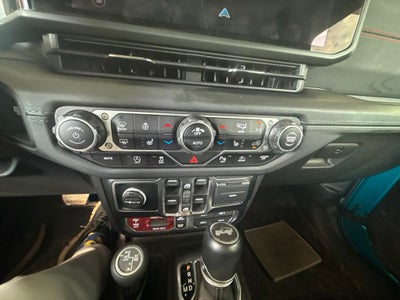 2024 Jeep Wrangler Rubicon X