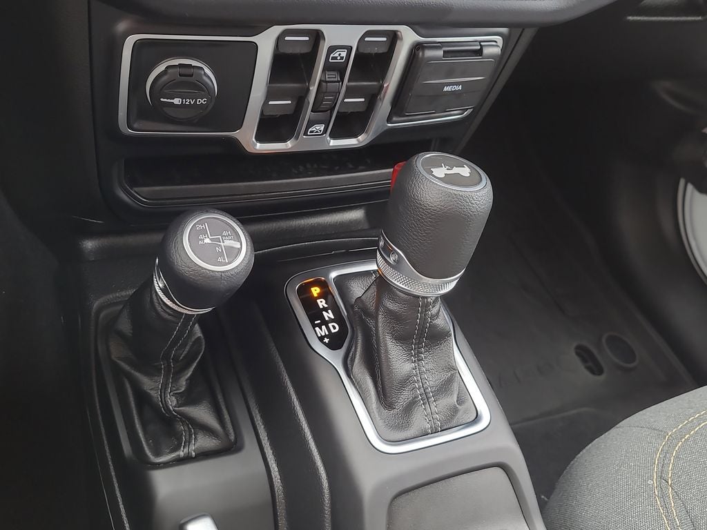 2024 Jeep Wrangler Sahara 4xe