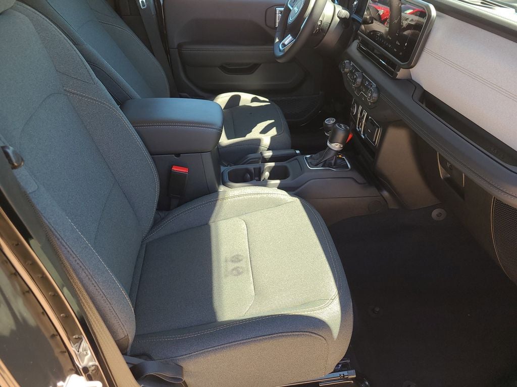 2025 Jeep Wrangler Sahara 4xe