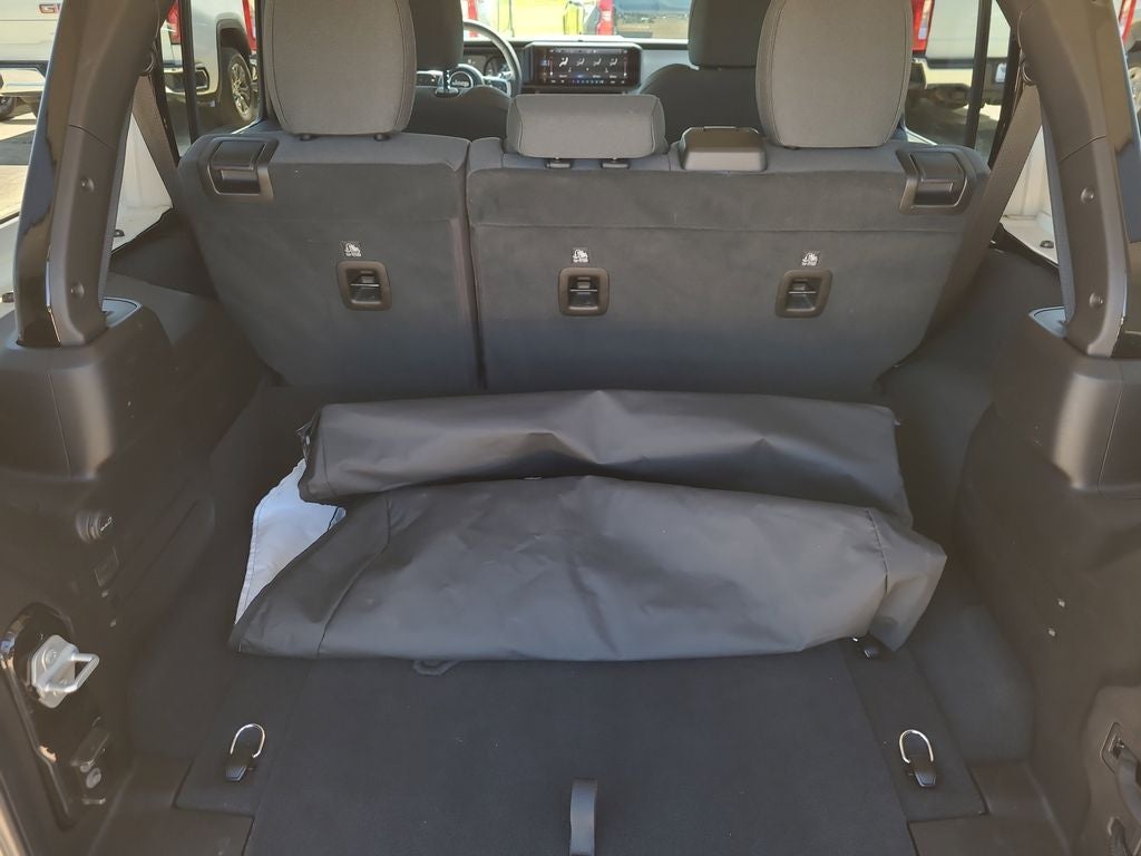 2025 Jeep Wrangler Sahara 4xe