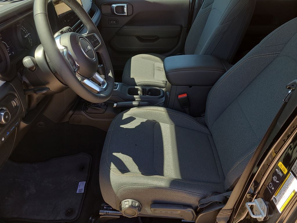 2025 Jeep Wrangler Sahara 4xe