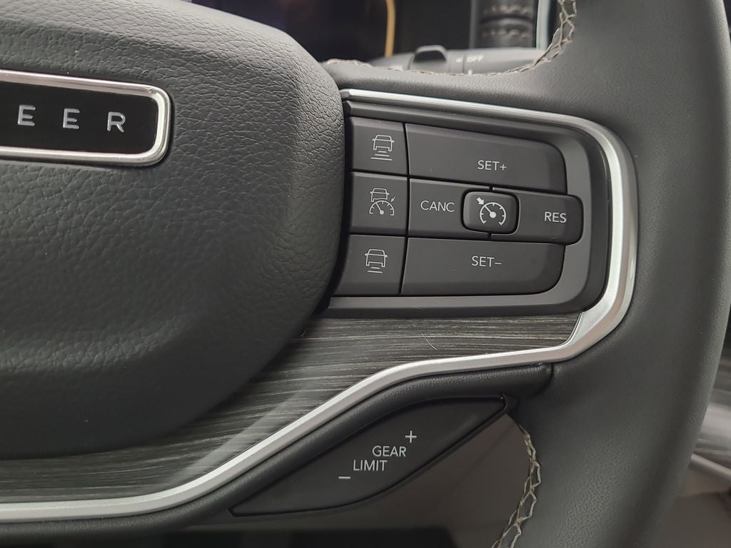 2024 Jeep Wagoneer Series II