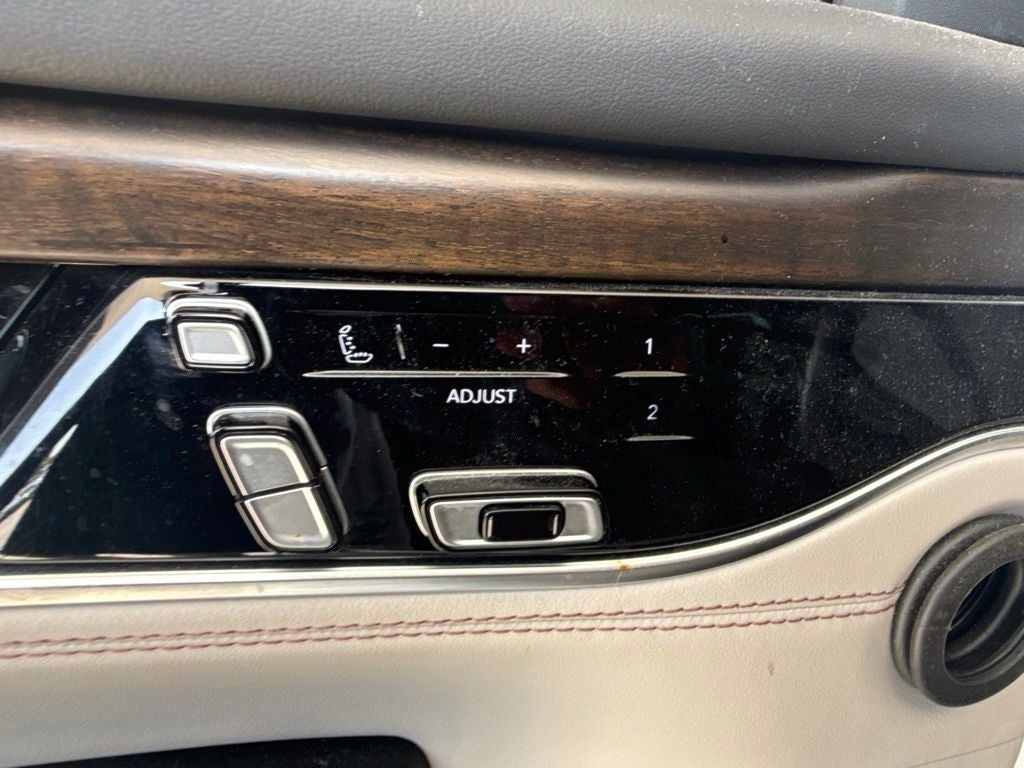 2022 Jeep Grand Wagoneer Series I