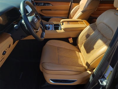 2022 Jeep Grand Wagoneer Series III