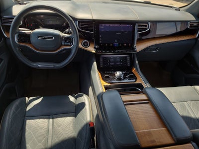 2022 Jeep Grand Wagoneer Series III