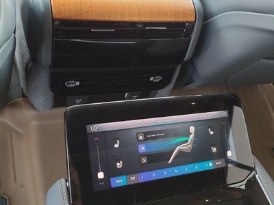 2022 Jeep Grand Wagoneer Series III