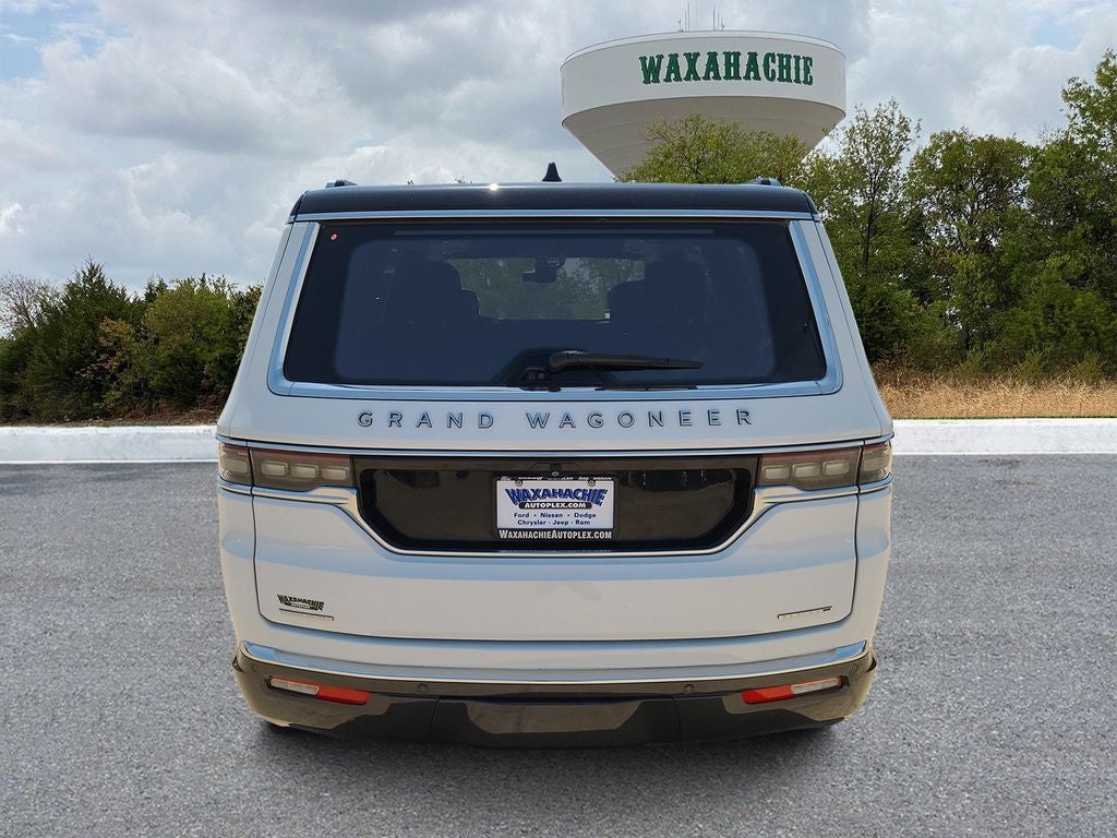 2022 Jeep Grand Wagoneer Series III