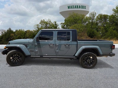 2025 Jeep Gladiator Nighthawk