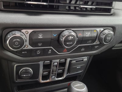 2025 Jeep Gladiator Nighthawk