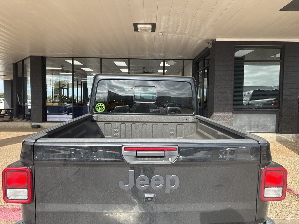 2025 Jeep Gladiator Nighthawk