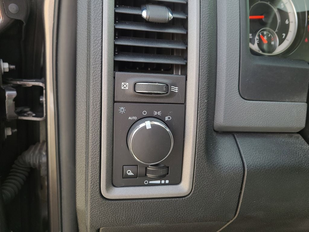 2020 RAM 1500 Classic Tradesman