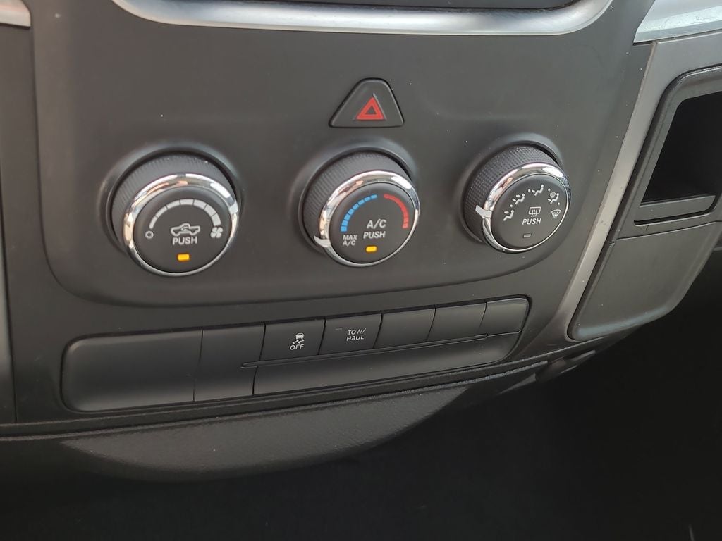 2021 RAM 1500 Classic SLT