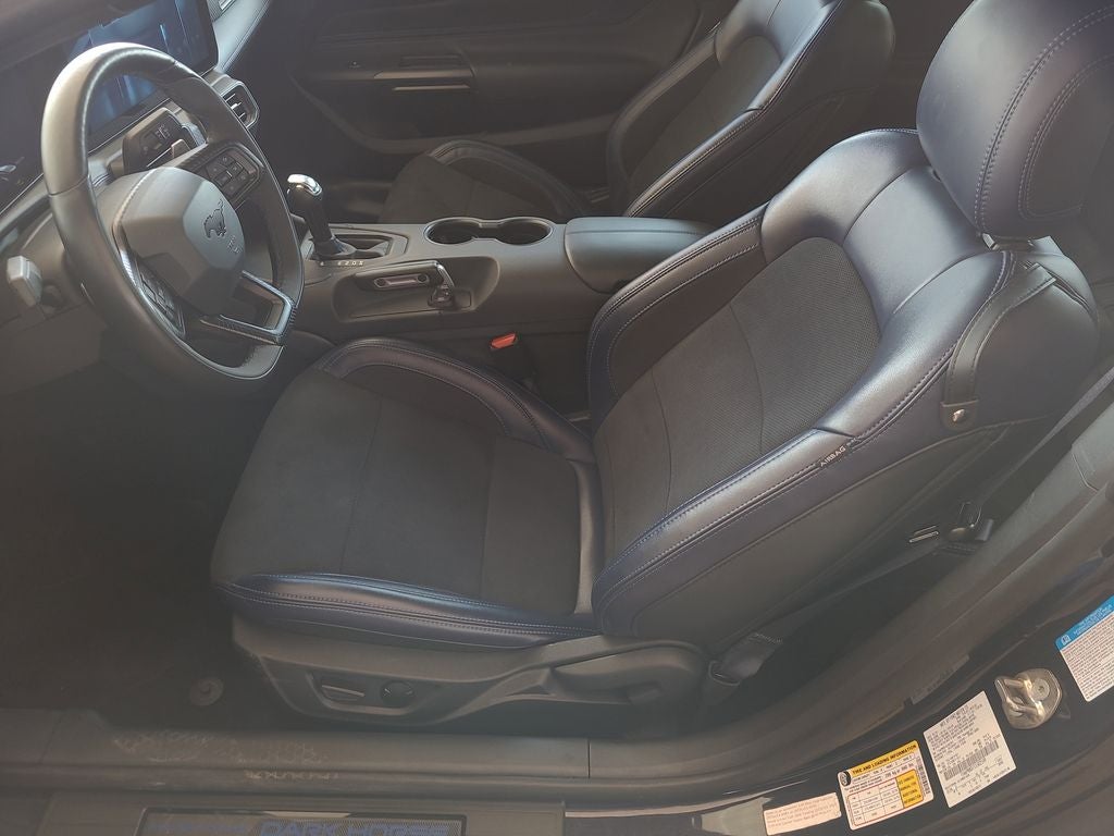 2025 Ford Mustang Dark Horse