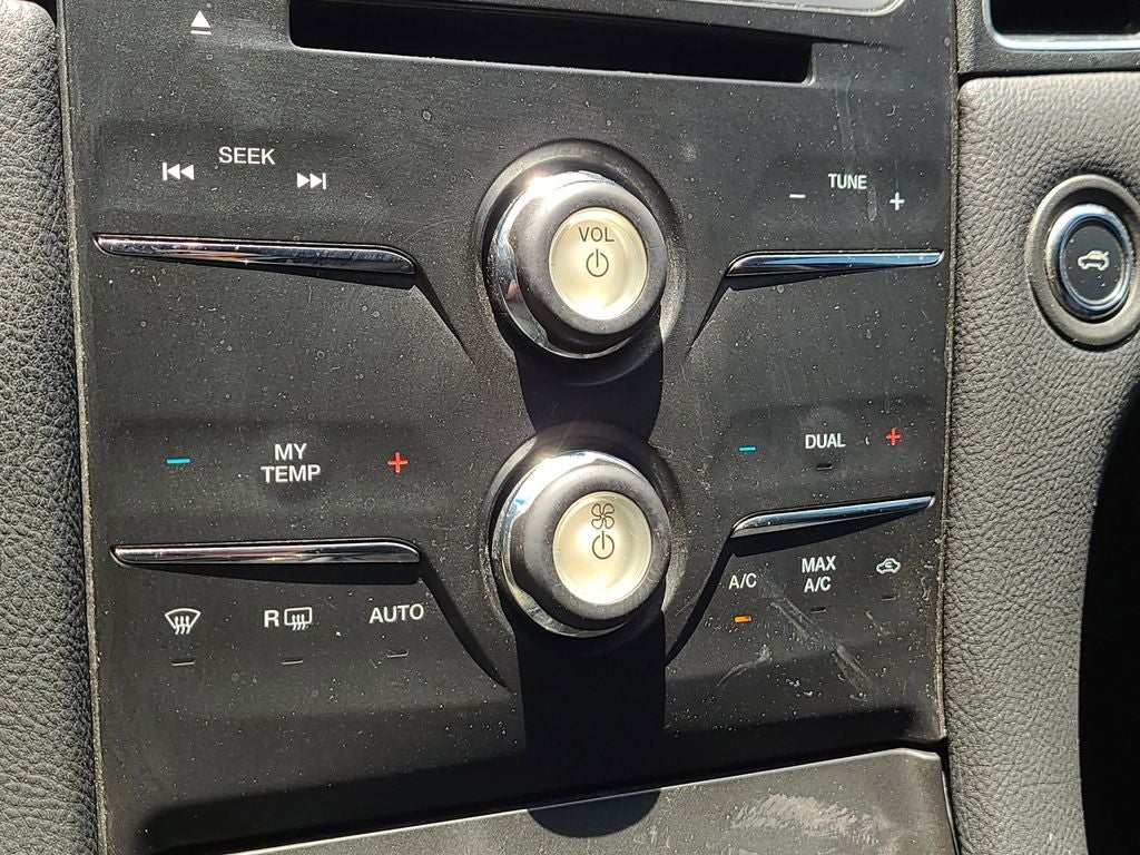 2016 Ford Taurus Limited