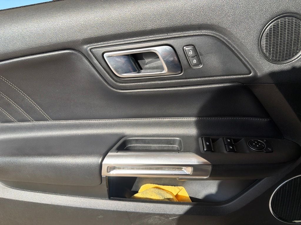 2022 Ford Mustang EcoBoost Premium