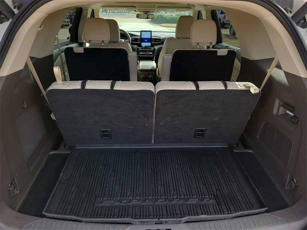 2021 Ford Explorer Platinum