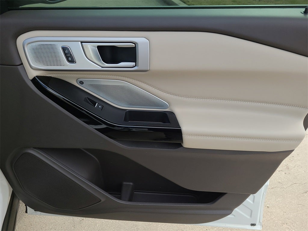 2021 Ford Explorer Platinum