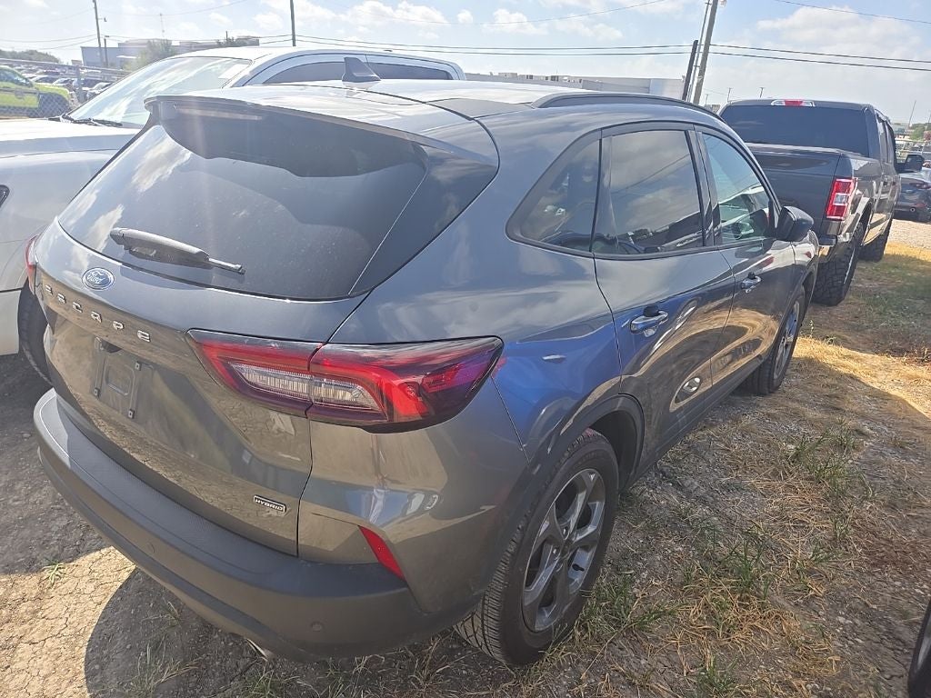 2025 Ford Escape Hybrid ST-Line