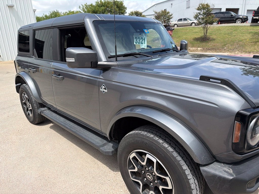 2023 Ford Bronco Outer Banks