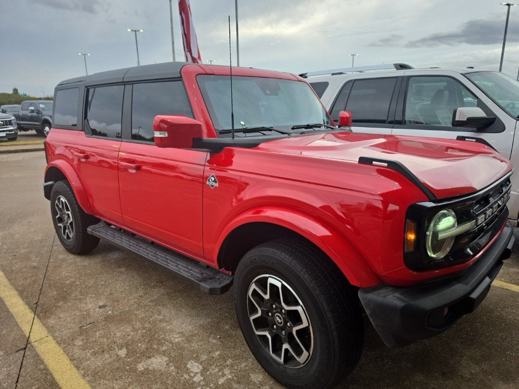 2024 Ford Bronco Outer Banks