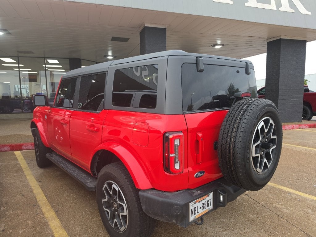 2024 Ford Bronco Outer Banks