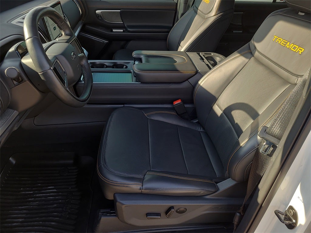 2025 Ford Expedition Tremor