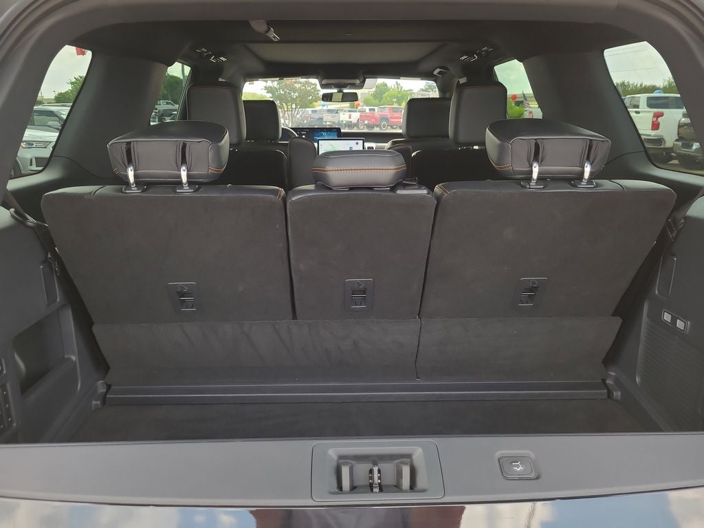 2025 Ford Expedition Tremor