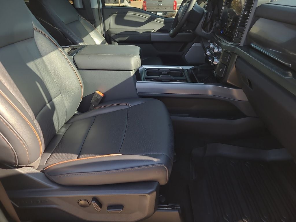 2025 Ford F-250SD Lariat