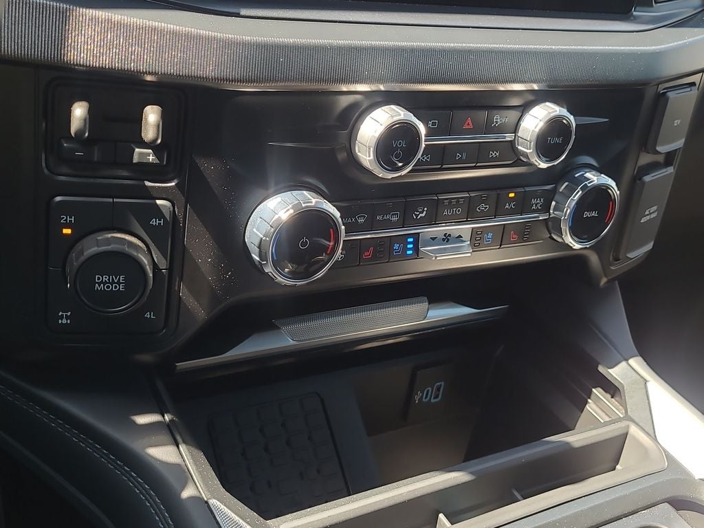 2025 Ford F-250SD Platinum