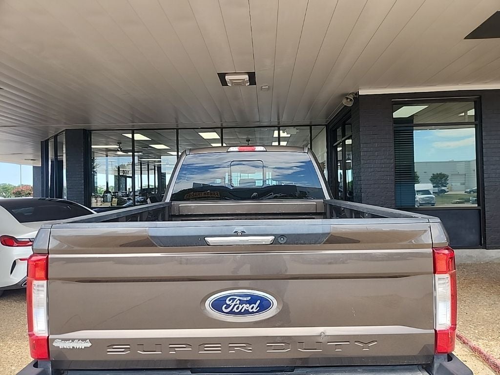 2017 Ford F-350SD Lariat