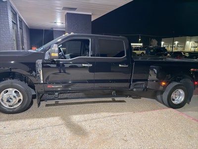 2024 Ford F-350SD Platinum DRW