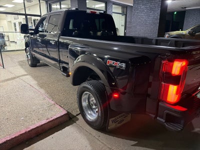 2024 Ford F-350SD Platinum DRW