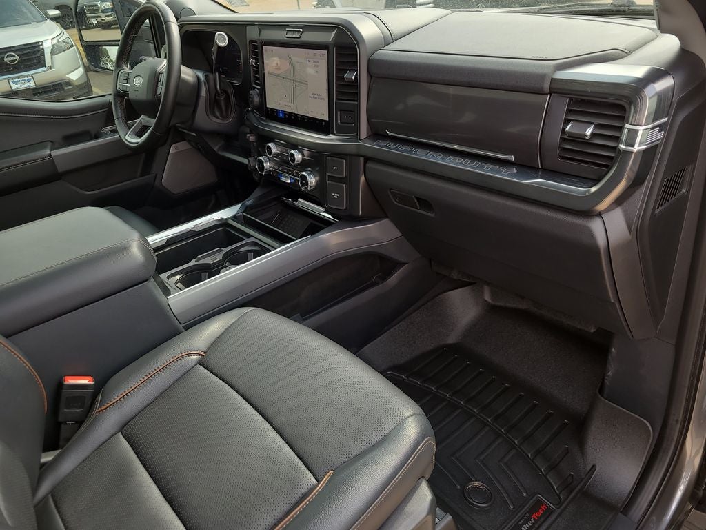 2025 Ford F-350SD Lariat DRW