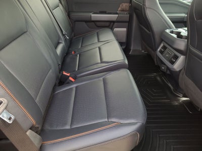 2025 Ford F-350SD Lariat DRW
