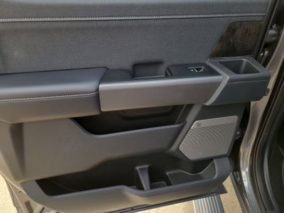 2025 Ford F-350SD Lariat DRW
