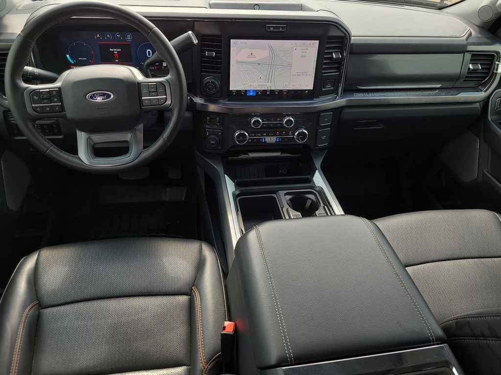 2025 Ford F-350SD Lariat DRW