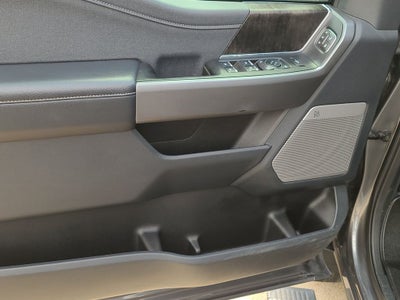 2025 Ford F-350SD Lariat DRW