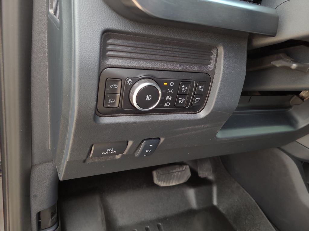 2025 Ford F-350SD Lariat DRW