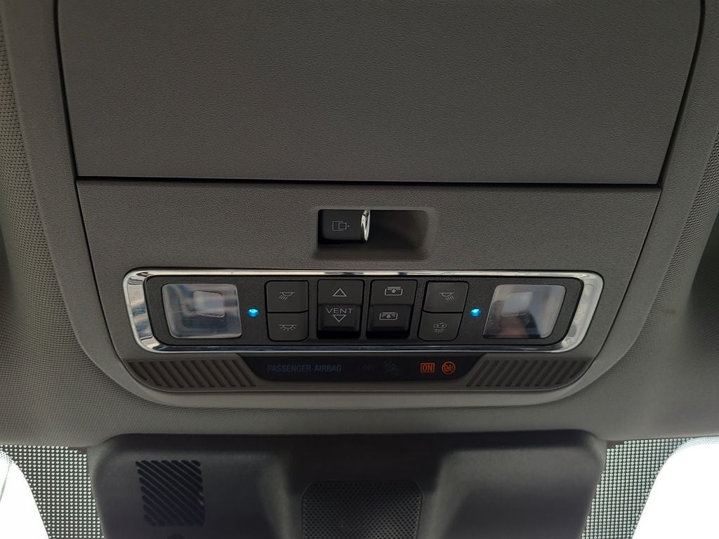 2025 Ford F-350SD Lariat DRW