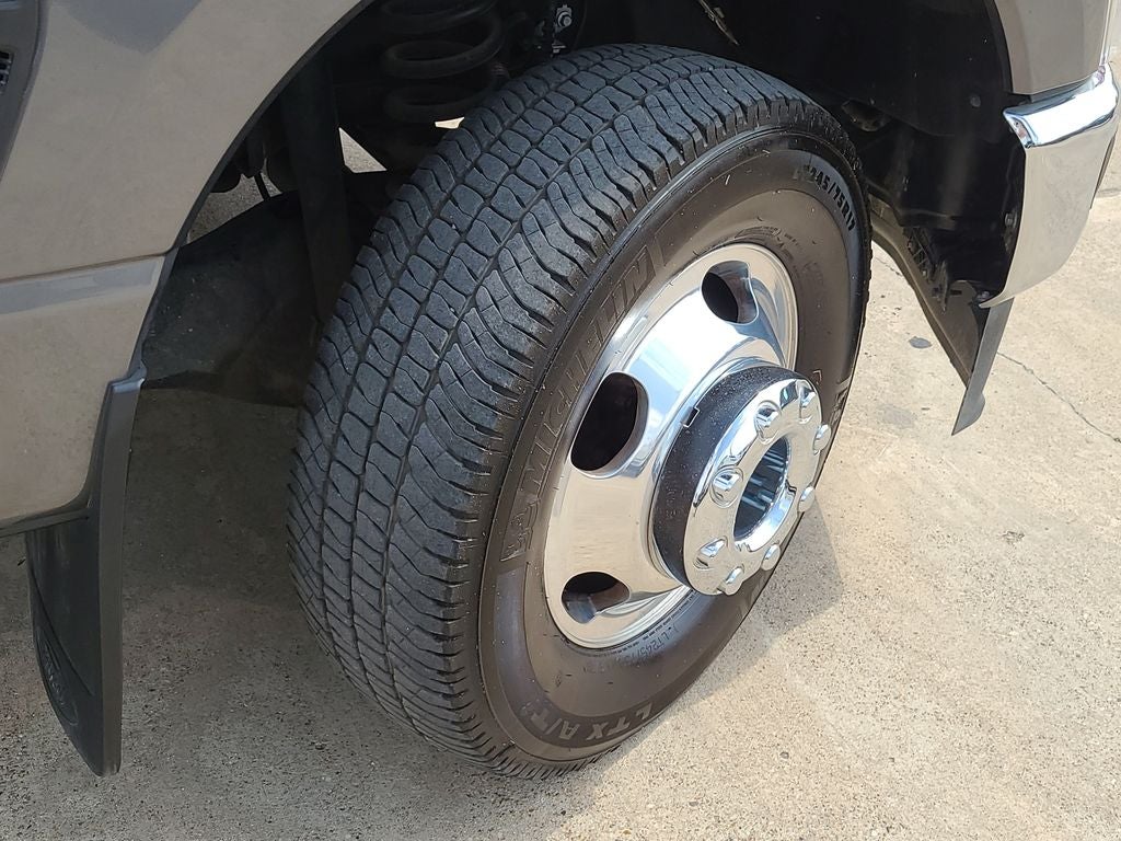 2025 Ford F-350SD Lariat DRW