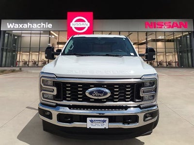 2025 Ford F-350SD Lariat DRW