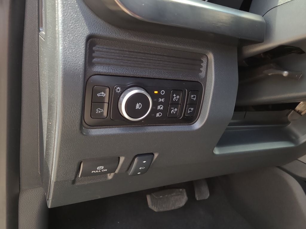 2025 Ford F-350SD Lariat DRW