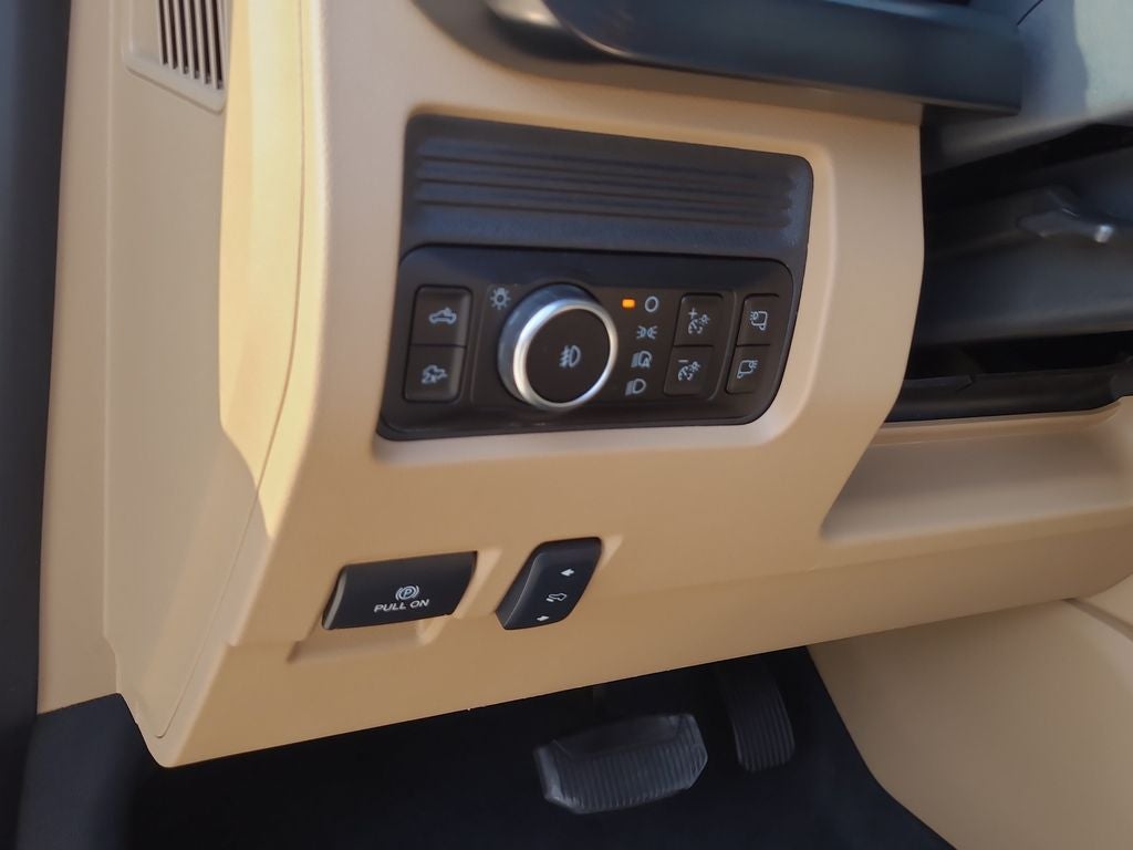 2026 Ford F-450SD Lariat DRW