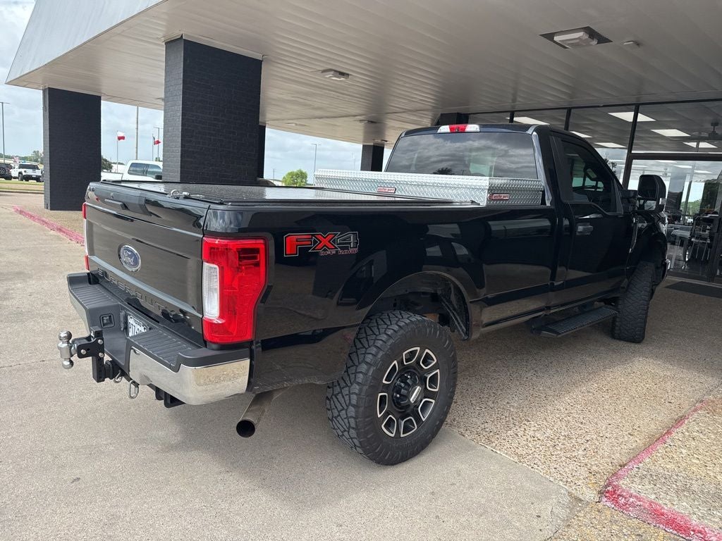 2017 Ford F-350SD XLT