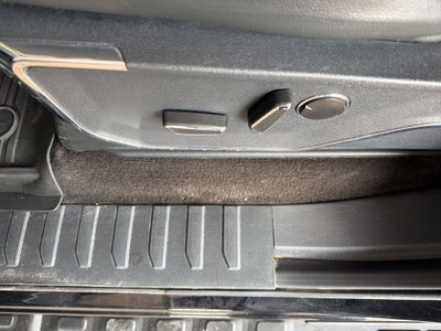 2022 Ford F-150 Lightning Lariat