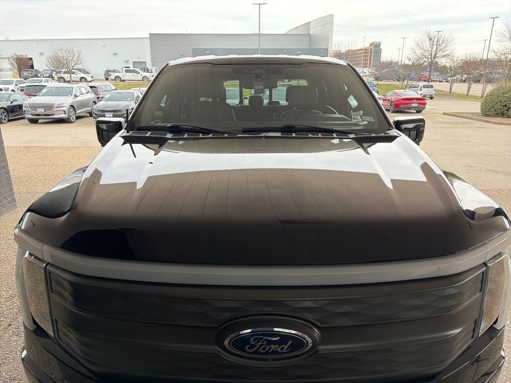 2022 Ford F-150 Lightning Lariat